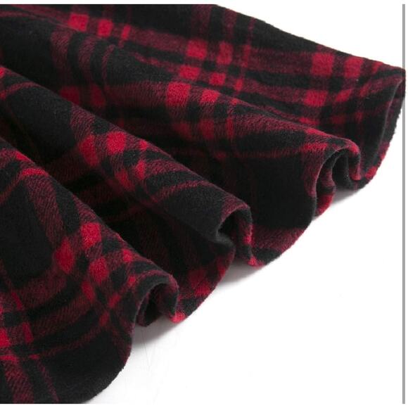 Plaid Red and Black Mini Skirt - Picture 4 of 9